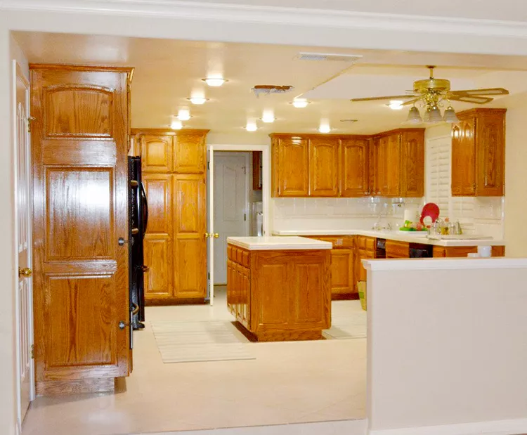kitchen-wood-cabinets-island-7d539f67-0b8e6fb449e34849ac5144f38aebc792 kitchen-wood-cabinets-island-7d539f67-0b8e6fb449e34849ac5144f38aebc792